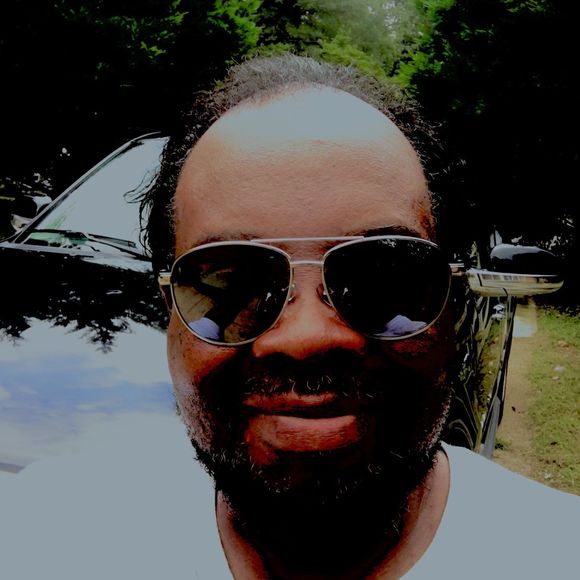 Meet your Posher, Junnie - Picture 1 of 1